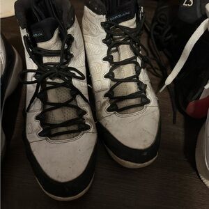 Jordan 9 retro OG space jam 10